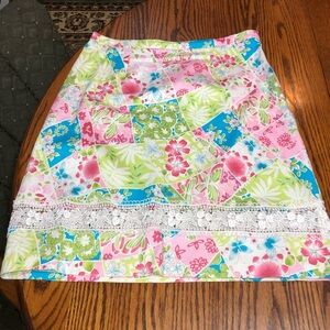 CENTRAL FALLS SIZE 8 PINK AND LIME GREEN SKIRT WITH CROCHETED LACE VERY STRETCHY